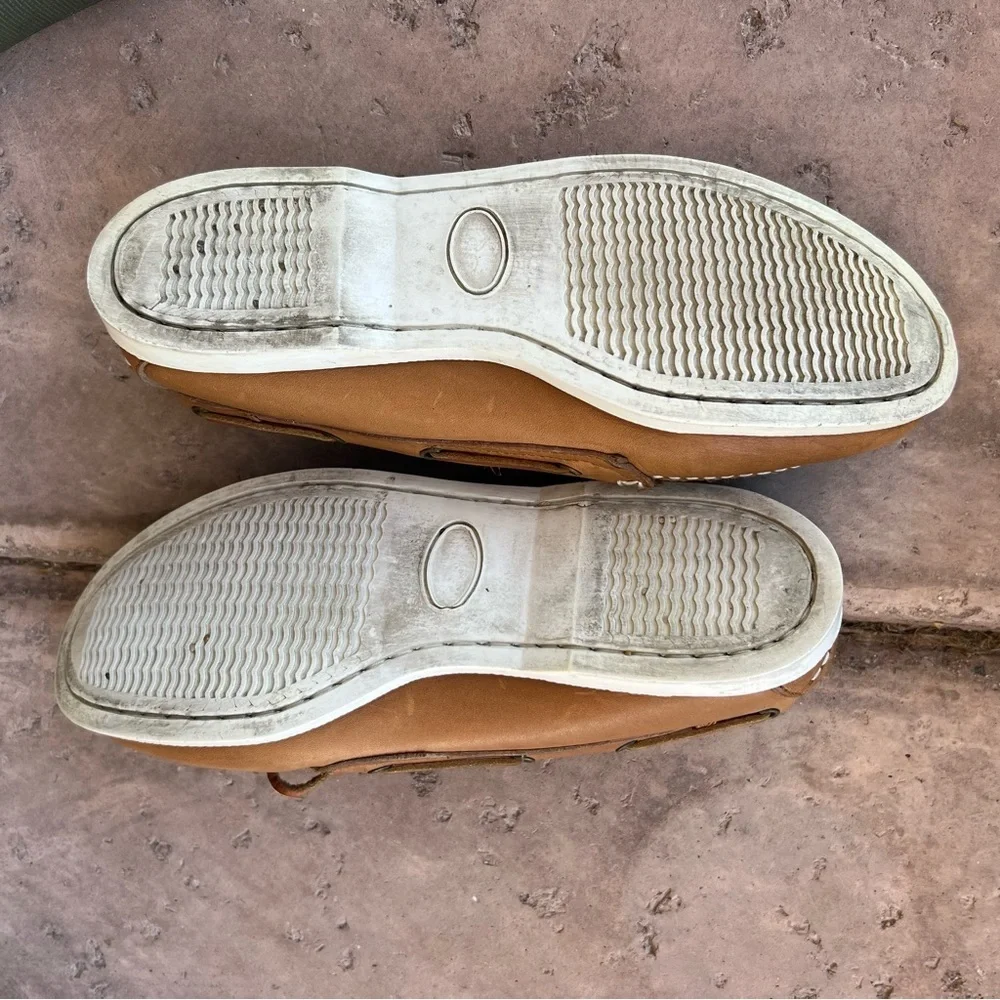 Cambridge Leather Boat Shoes Men’s 9.5 Tan Preppy Coastal Grandpa Core Fisherman